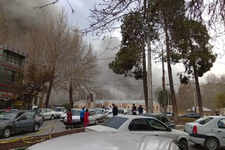 نجات ۵ عضو یک خانواده توسط آتش‌نشانی خرم آباد