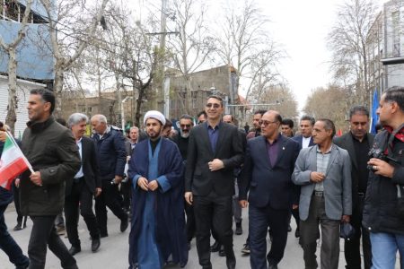 حضور پرشور فرهنگیان و دانش‌آموزان لرستان در راهپیمایی روز جهانی قدس