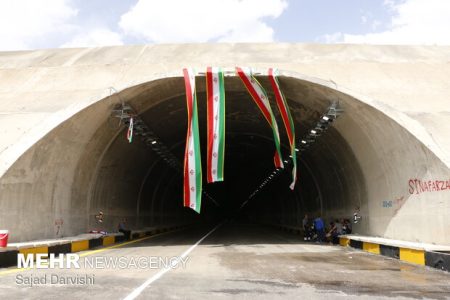 تردد روان در آزادراه خرم‌آباد-پل زال جریان دارد