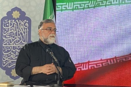 مراسم تحویل سال نو در میعادگاه‌های مردم در خیابان برگزار می‌شود
