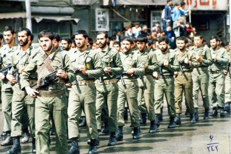 آماده جانفشانی در کنار سپاه و ارتش هستیم