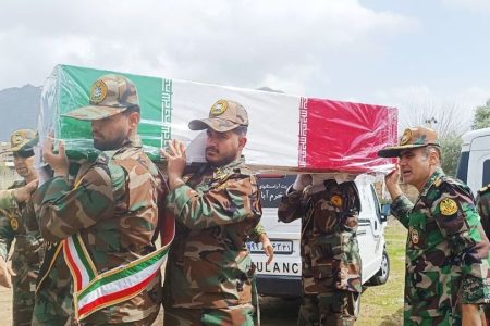 وداع مردم لرستان با ۹ شهید آسمانی دنا
