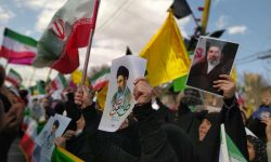 بیعت دانشجویان و جوانان لرستان با رهبر انقلاب