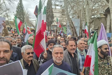 فریاد «مرگ بر آمریکا» خرم‌آبادی‌ها با مشت‌های گره کرده