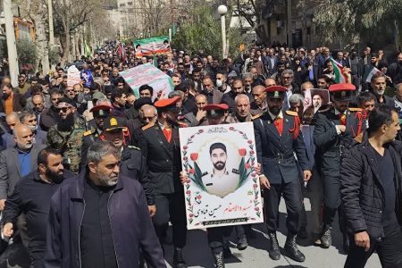 تشییع باشکوه شهید «حسین قبادی الوار» در خرم‌آباد+عکس