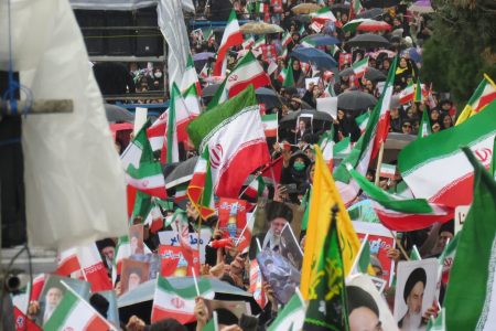 جمعیت بی انتهای مردم پلدختر در راهپیمایی روز قدس
