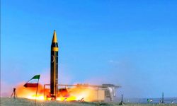 دست نوشته رزمندگان سپاه اسلام روی موشک‌ها