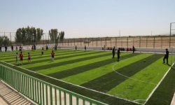 نام‌گذاری زمین چمن مدارس به نام شهدای میناب