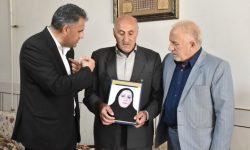 دیدار فرماندار معمولان با خانواده شهدای جنگ