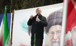 زمین‌گیر شدن قدرت‌های نظامی جهان در برابر ایمان رزمندگان ایرانی