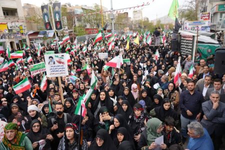 حضور پرشور بانوان صنایع‌دستی لرستان در «گردهمایی دا»