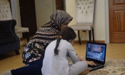 ۷ قانون طلایی برای آرامش مادران در کلاس‌های آنلاین