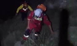 نجات ۲ شهروند گرفتار در مخمل‌کوه خرم‌‌آباد