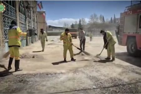 پاکسازی مصلی الغدیر با تلاش شبانه‌روزی شهرداری خرم آباد