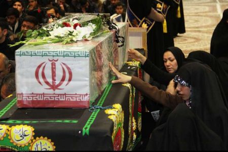 پیکر شهید جنگ رمضان در بروجرد تشییع شد