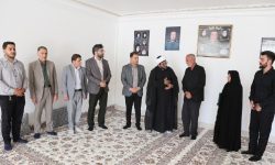 تجلیل دانشگاه لرستان از خانواده پنج شهید مدافع وطن