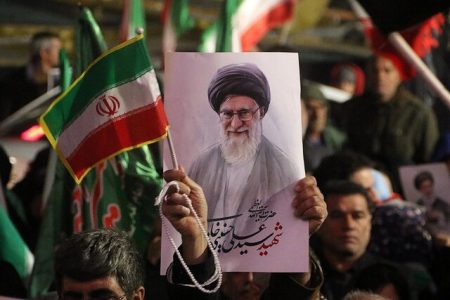 تشییع رهبر شهید انقلاب،نمایش پیوند ملت با ولایت است