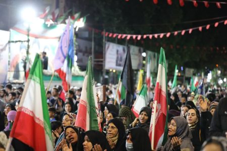 حماسه ۱۰۵ شب ایستادگی لرستانی‌ها پای وطن در سنگر خیابان
