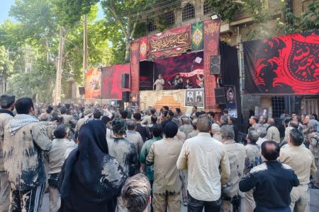 عزاداری روز عاشورای حسینی در جایگاه علوی خرم‌آباد