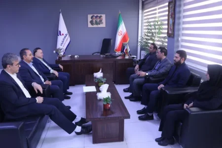 هم‌افزایی بانک رفاه و بیمه آسیا لرستان برای توسعه خدمات و حمایت از تولید