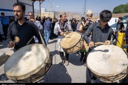 آیین سنتی «چَمَری» دلفان در سوگ رهبر شهید