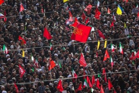 گِل‌مالی لرستانی‌ها در بدرقه رهبر شهید انقلاب