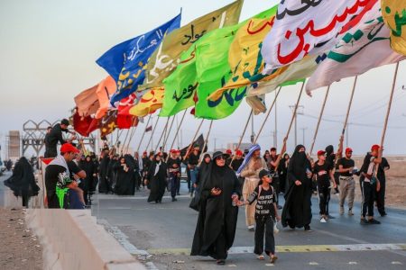 پیاده‌روی اربعین،هیبت پوشالی یزیدیان زمان را می‌شکند
