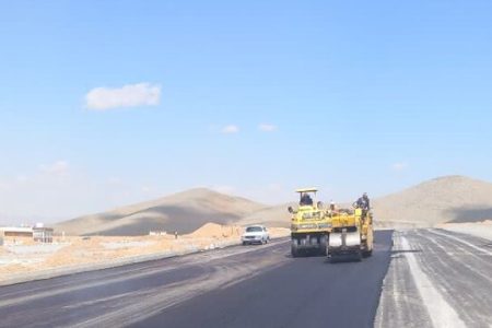 اجرای روکش آسفالت چهار محور روستایی بروجرد