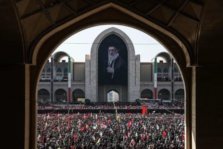 روایتی از وداع تاریخی یک ملت با رهبر شهیدشان؛جایی که اشک‌ها با عهدها گره خوردند