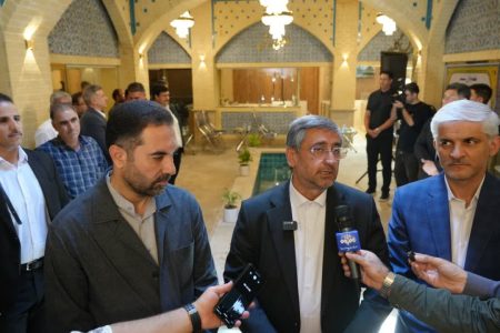 افتتاح نخستین بازار سنتی طلا و جواهر در خرم‌آباد
