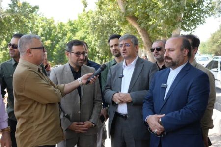 خرم‌آباد به قطب گردشگری غرب کشور تبدیل می‌شود