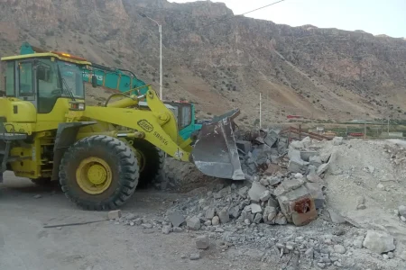 تخریب ۱۰ هزار مترمربع ساخت‌وساز غیرمجاز در پلدختر