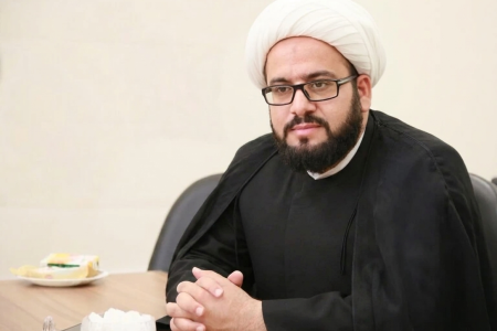 بازخوانی ۳۲ پیام راهبردی رهبر شهید برای احیای فرهنگ اقامه نماز
