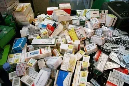 جمعآوری داروهای فاسد و تاریخگذشته در خرمآباد