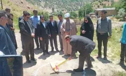 افتتاح طرح آبرسانی و آسفالت روستای «میوله» در سلسله