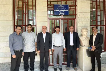رسانه‌ها مطالبه‌گر و امیدآفرین باشند