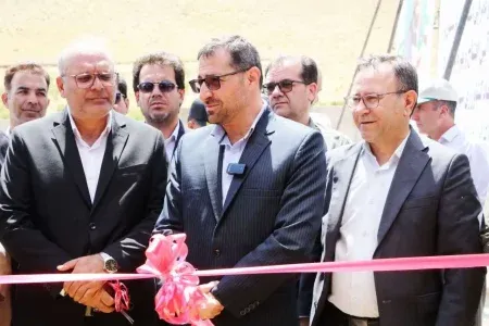 افتتاح طرح پرواربندی ۱۵۰ راسی گوساله در ازنا