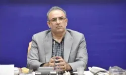 معاون بهداشت و درمان بنیاد شهید لرستان پزشک نمونه سال ۱۴۰۵ شد