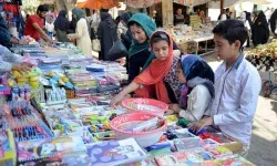 برپایی نمایشگاه شروع مدارس در لرستان