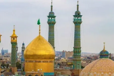 بانوی کرامت نماد هویت و عفاف