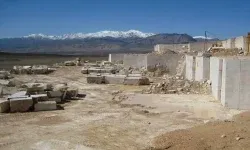 پایانه صادارتی سنگ لرستان راه‌اندازی می‌شود