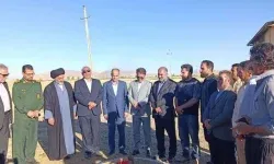 کلنگ زمین فوتبال چمن مصنوعی «دولت‌آباد» ازنا به زمین زده شد