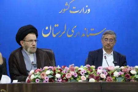 تاکید نماینده ولی فقیه در لرستان بر ارتقا شاخصهای آموزشی در همه دورههای تحصیلی