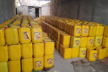 کشف ۱۱ هزار لیتر روغن خوراکی قاچاق در چگنی