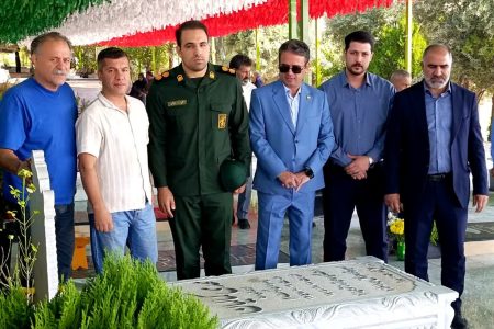 ادای احترام جامعه ورزش لرستان به مقام شامخ شهدا